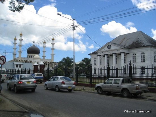 Mosque and synagogue in paramaribo suriname