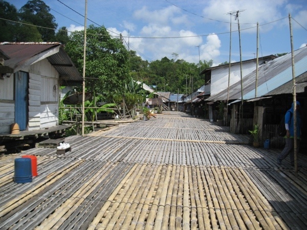 Annah Rais Longhouse Kuching what to do