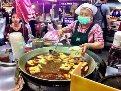 Raohe night market stall, Taipei