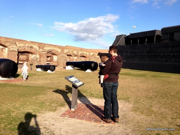 cannons on fort sumter