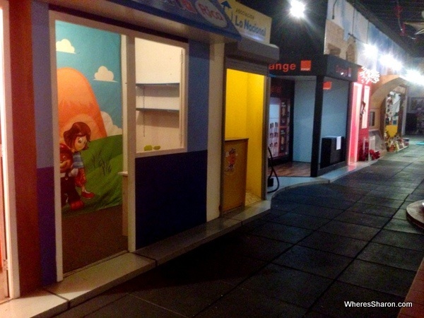 Row of child size houses in Museo Infantil Trampolin