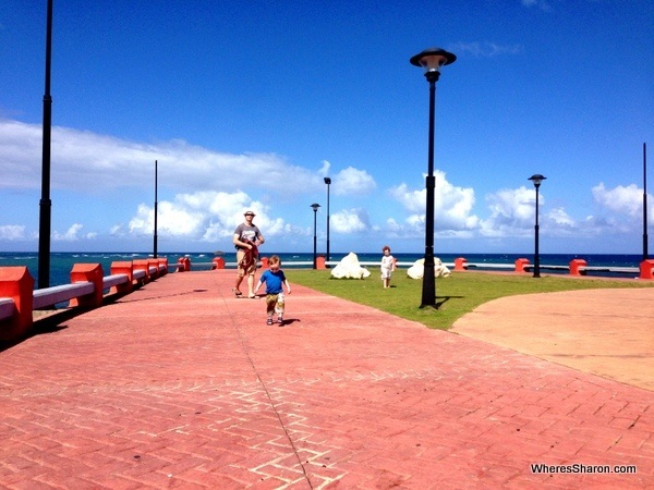 Enjoying the area next to Fuerte de San Felipe