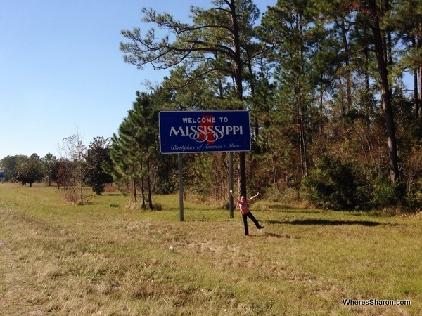 state sign welcoming us to Mississippi miami to new orleans drive