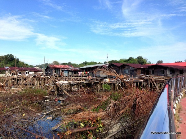 Kampong Ayer next to mosque BSB