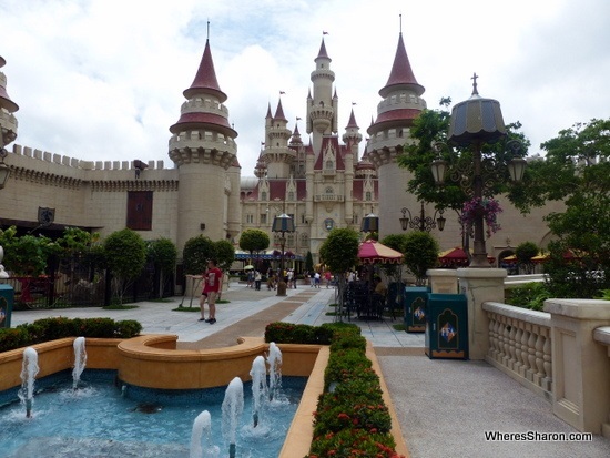 far far away at Universal Studios Singapore review