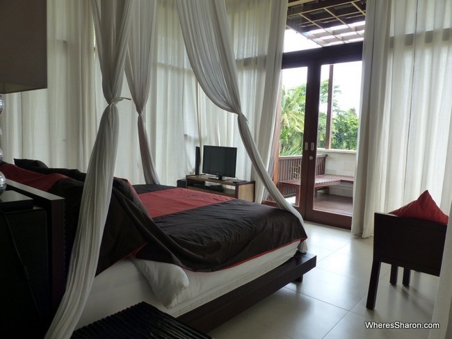 main bedroom in ubud family villa
