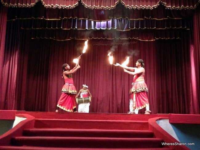 kandy cultural performance
