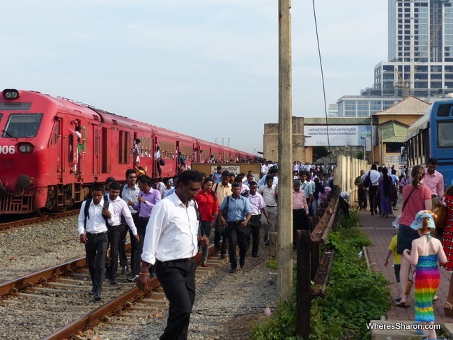 getting around colombo