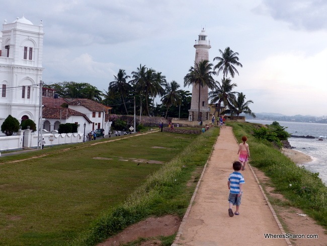 Point Utrecht Bastion lighthouse things to see in galle