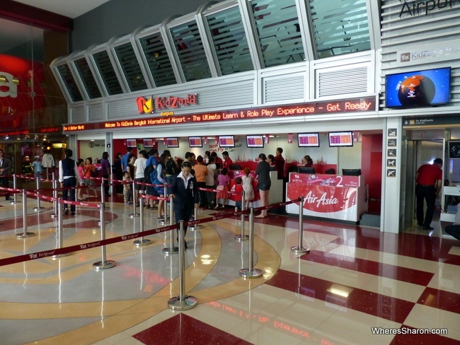 KidZania Bangkok check in