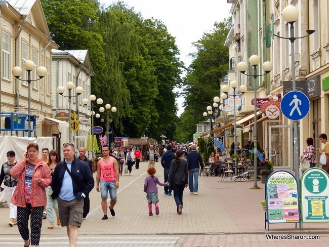 Jurmala Jomas Iela main strip