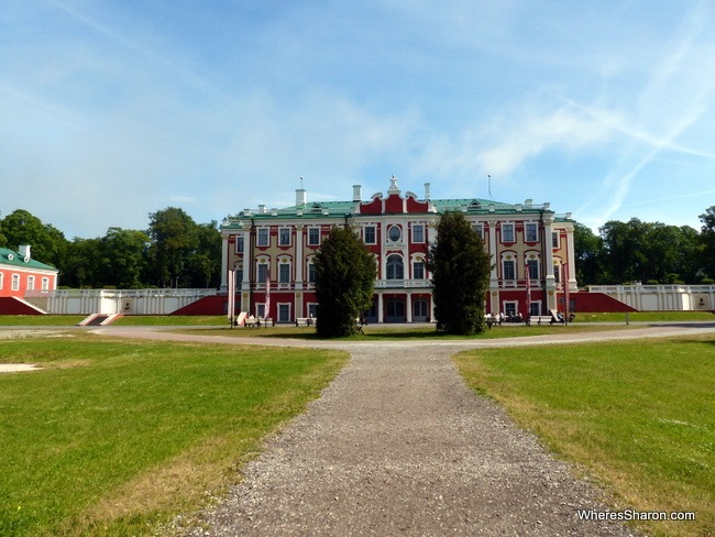 Kadriorg Palace