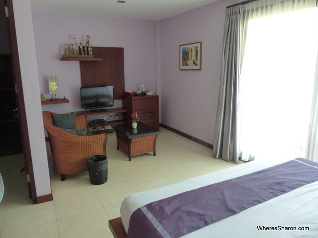 family room Melasa House review