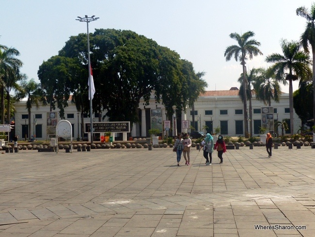 things to do near jakarta