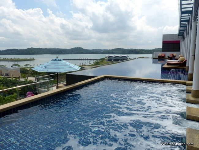 Hotel Jen Puteri Harbour best resort in johor bahru