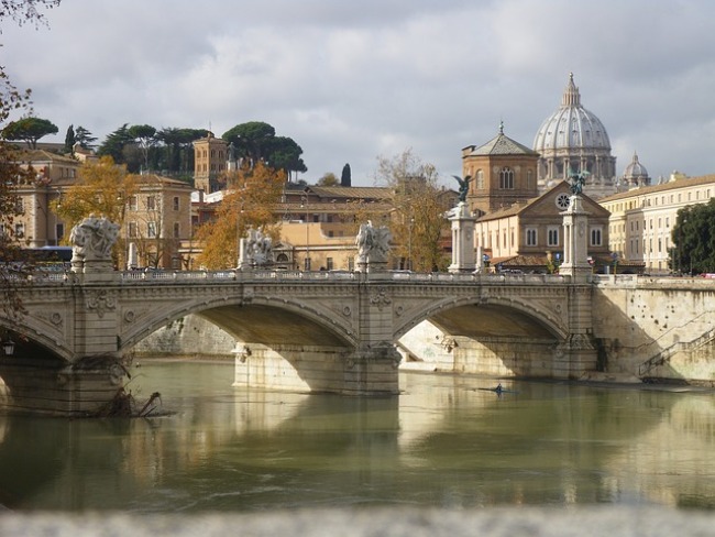 Best Family Hotel in Rome River