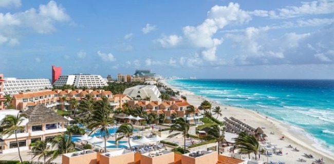 Best Family Resorts in Cancun Tropical Beach