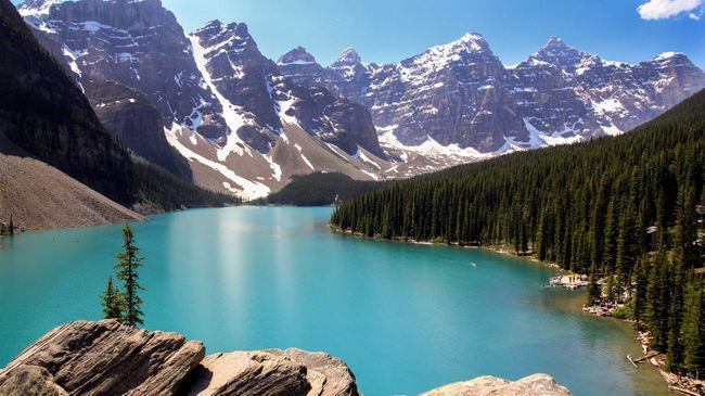 Moraine Lake, Banff National Park, Alberta