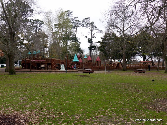 things for kids to do in ballarat at Lake Wendouree