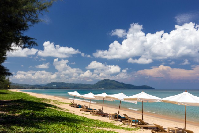 places to stay near phuket airport at nearby mai khao beach