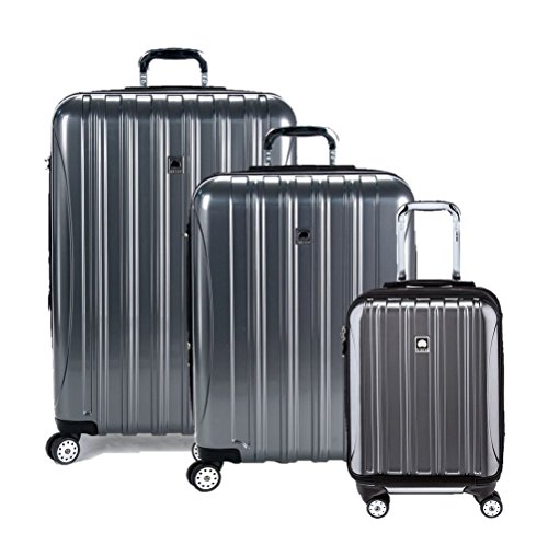 compass vs voyager luggage