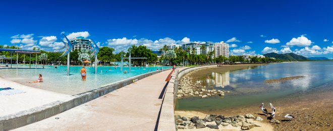 where to stay in cairns australia