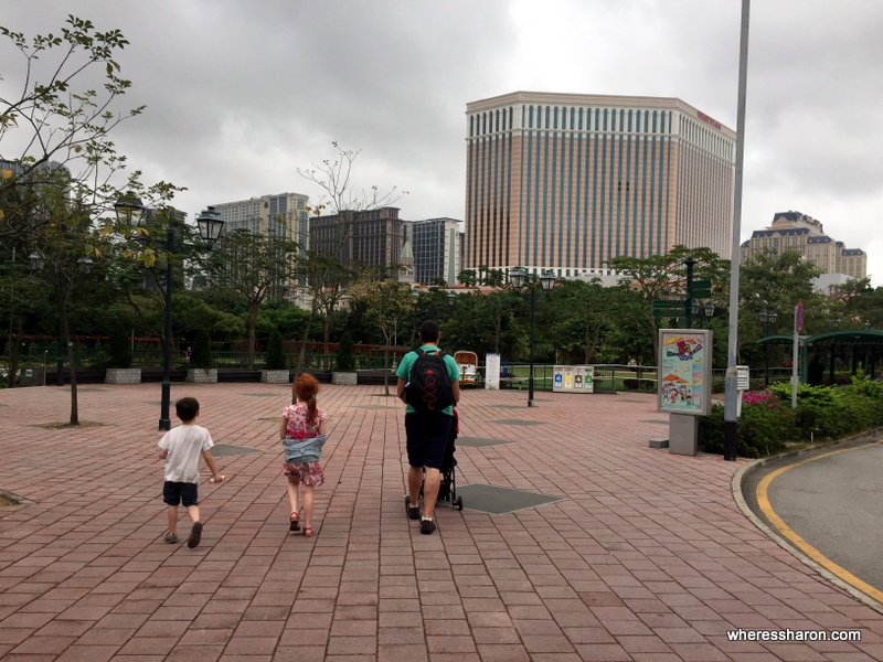 Walking back to the Venetian on the Cotai Strip