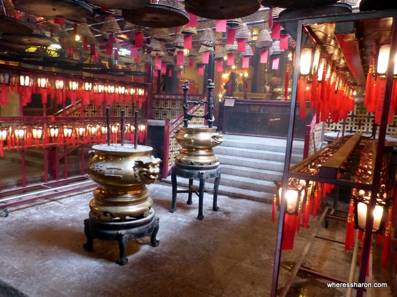 Man Mo Temple hong kong with kids activities