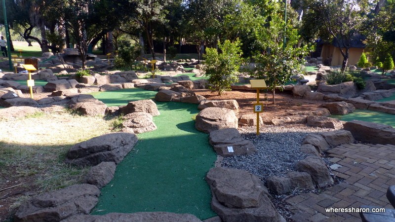The mini golf course at Sun City near the Cabanas, one of those Sun City what to do things. Sun City South Africa attractions are plentiful. Activities Sun City sre like ying and yang.